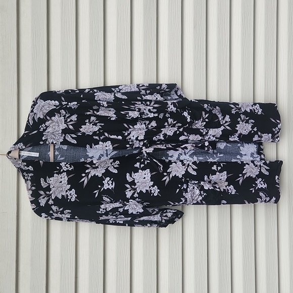 Spiritual Gangster Maya Floral Kimono Robe - Picture 5 of 10